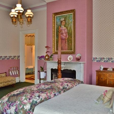 The Gables Wine Country Inn Санта-Роза Экстерьер фото